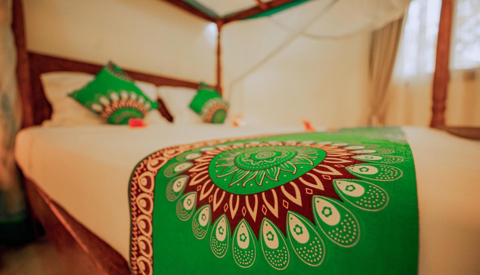 Sansi Kae Beach Resort Michamvi エクステリア 写真