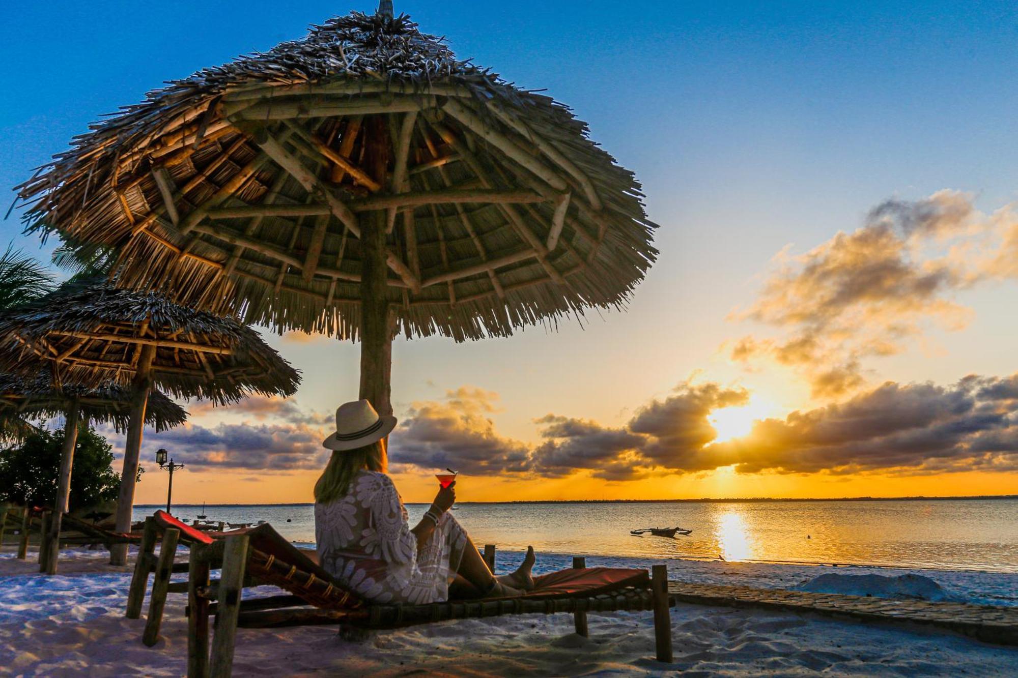 Sansi Kae Beach Resort Michamvi エクステリア 写真