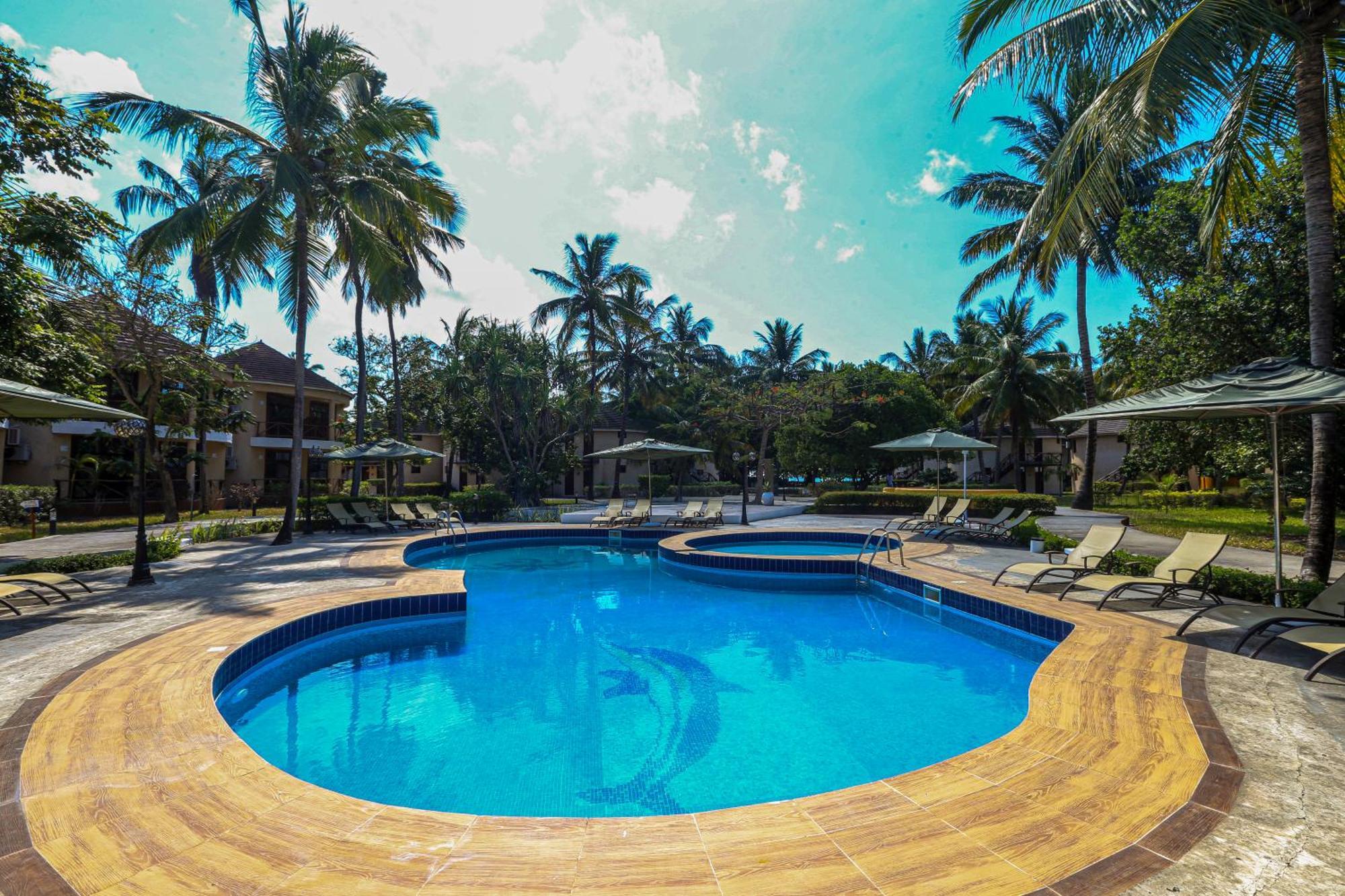 Sansi Kae Beach Resort Michamvi エクステリア 写真