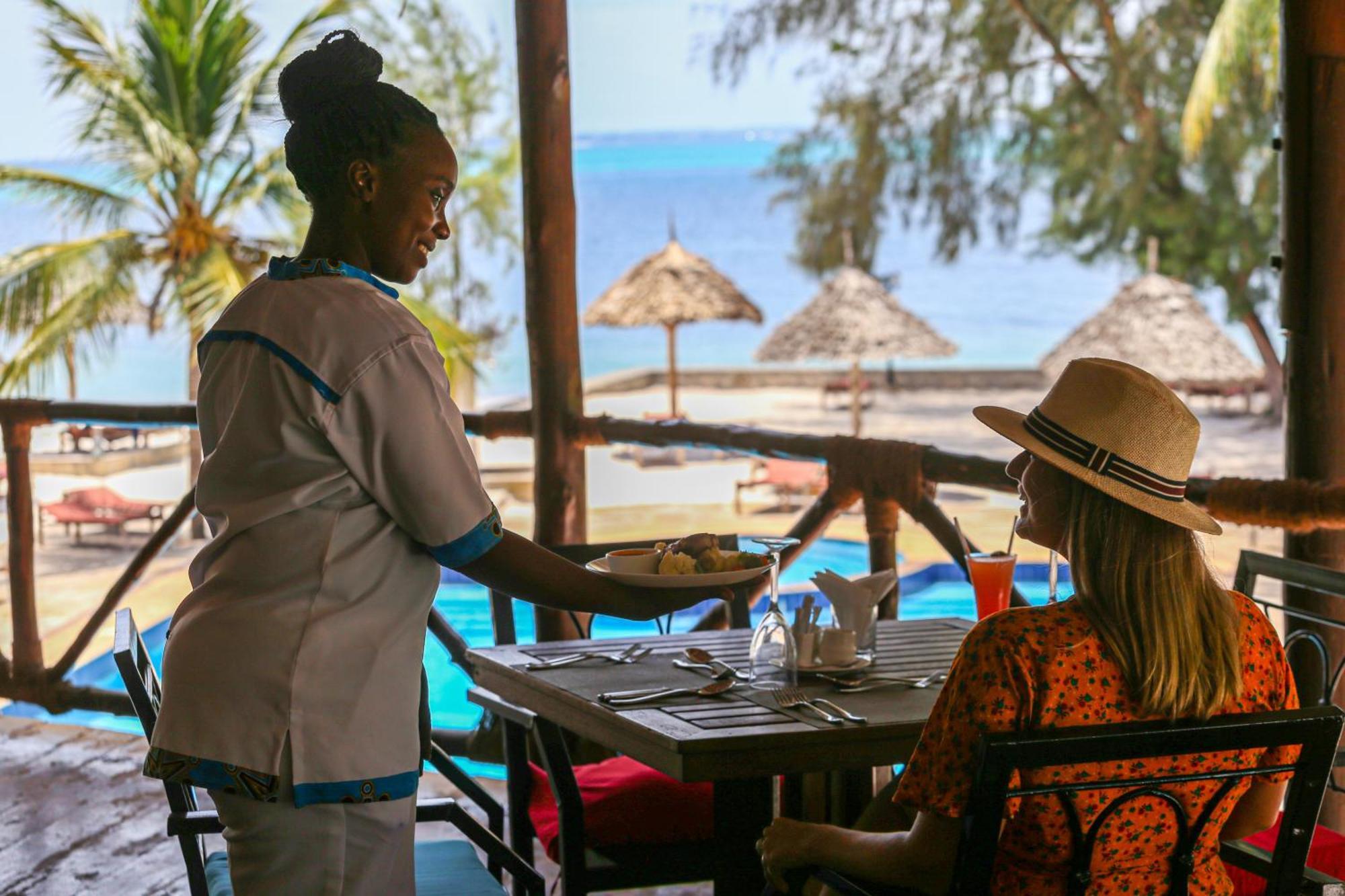 Sansi Kae Beach Resort Michamvi エクステリア 写真